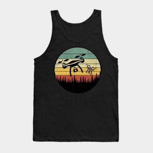 Flying Drone - vintage retro sunset Tank Top